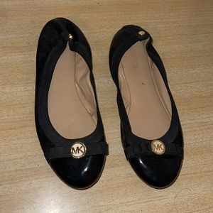 Black Michael Kors flats